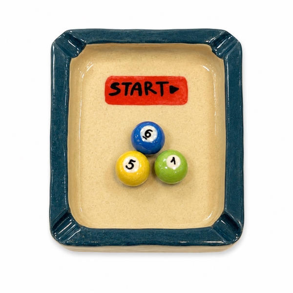 LINDO CRAFTS - ‘Start’ Ceramic Ashtray