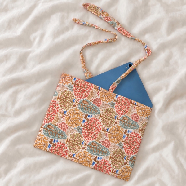 RỪNG HANDMADE - 'Forest' Fabric Ipad/Book Sleeve