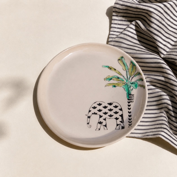 BÁT TRÀNG CERAMIC - Small Round Plate in Elephant No.02