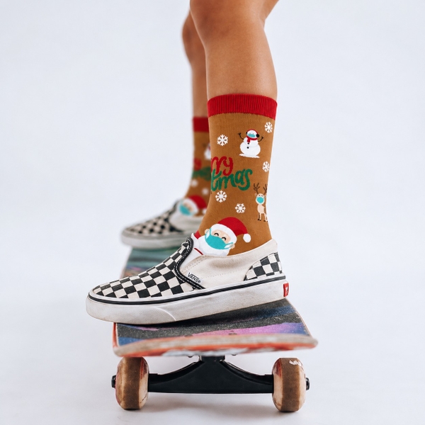 CHRISTMAS - 'Santa Wearing Mask in Brown' Holiday Crew Socks