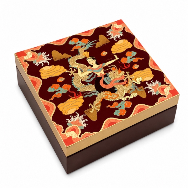 LA'ARTISAN - 'Mẹ Âu Cơ / Mother Au Co' Gold Plated Lacquer Box