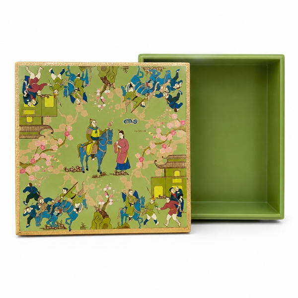 LA'ARTISAN - 'Nguyễn Huệ & Ngọc Hân' Gold Plated Lacquer Box