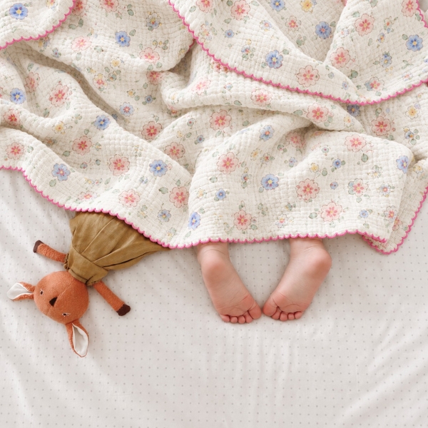 KID & BABY - Muslin Blanket in Tiny Blue & Pink Flower