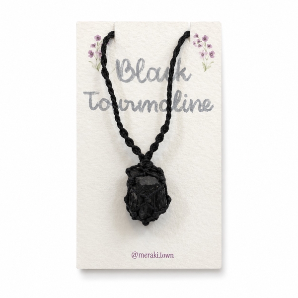 MERAKI TOWN - Macrame Necklace With Black Tourmaline Stone