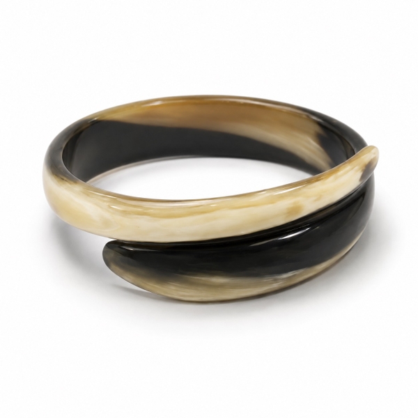 AZIET -  Buffalo Horn & Lacquer Small Twisted Bracelet in Original