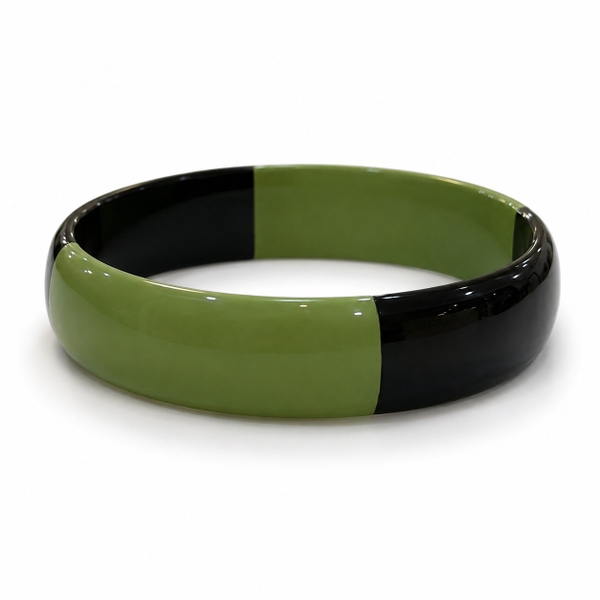 AZIET -  Buffalo Horn & Lacquer Medium Flat Bracelet in Green