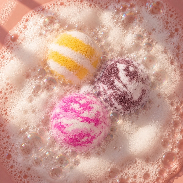 LABBI - ‘Peony’ Fizzy Bath Bomb