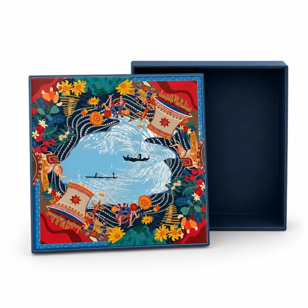 LA'ARTISAN - 'Biển Hồ Tây Nguyên' Gold Plated Lacquer Box