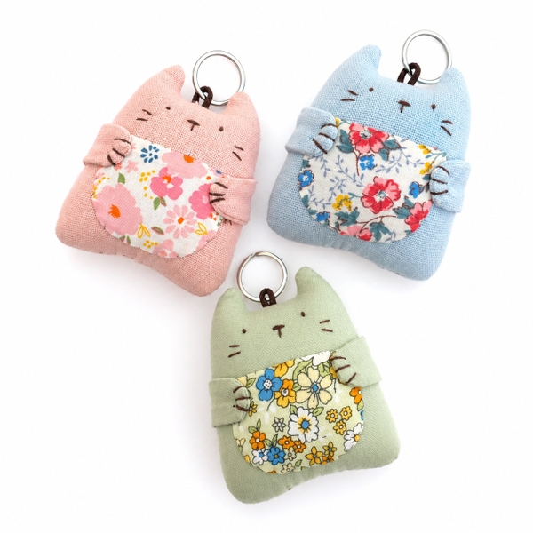 RUNG HANDMADE - Cat Keychain