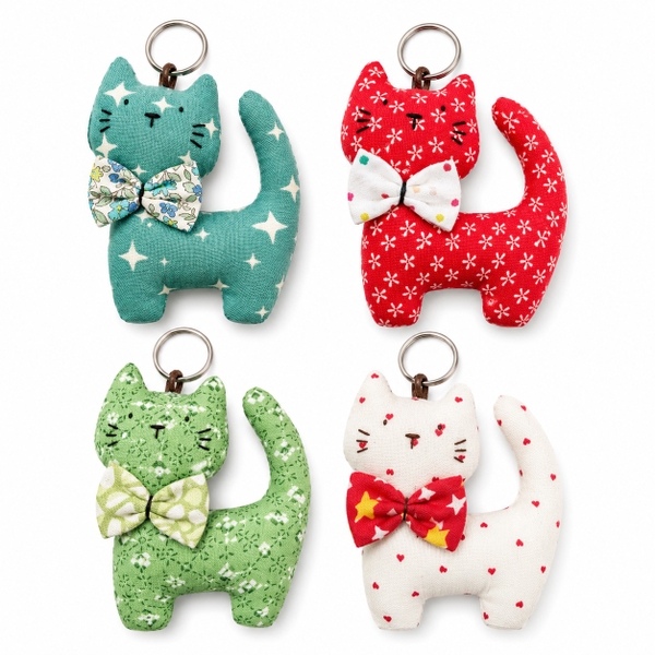 RUNG HANDMADE - Long Cat Keychain