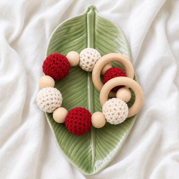 KID & BABY - Crochet Teething Toy With Wooden Circle in Red