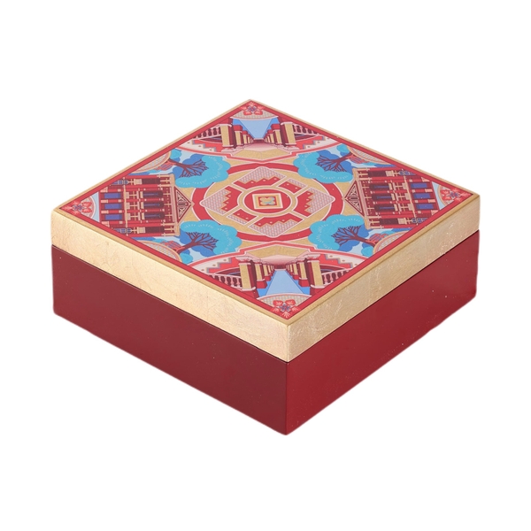 LA'ARTISAN - 'Quốc Học Huế / The Graceful National High School Of Hue' Gold Plated Lacquer Box