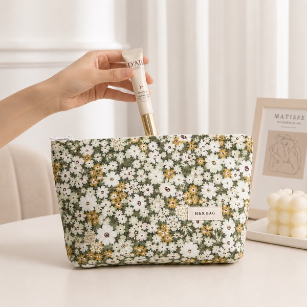 Make Up Purse - Tiny Flower in Green