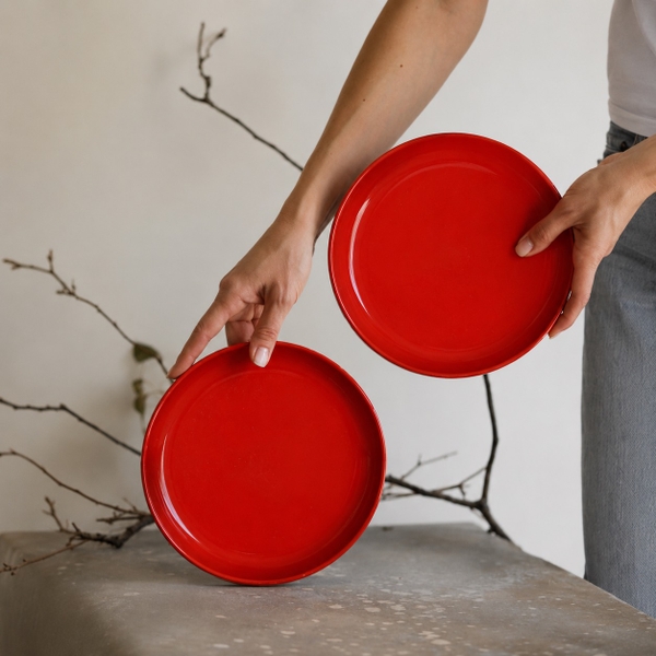 BÁT TRÀNG CERAMIC - Classic Round Plate in Red