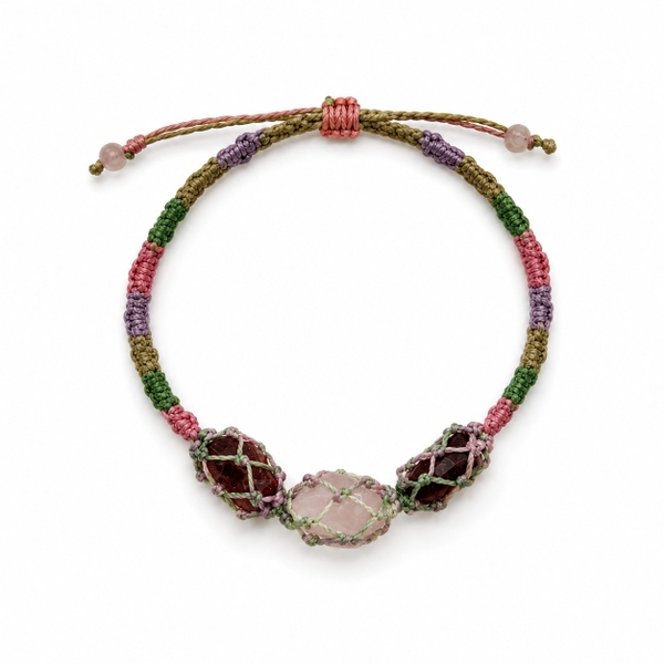 MERAKI TOWN - Triple Stone Bracelet in Rose Quartz, Strawberry Quartz and Garnet