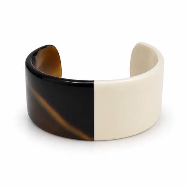 AZIET -  Buffalo Horn & Lacquer Cuff In White