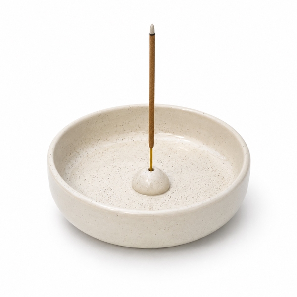 BAT TRANG - Ceramic Round Incense Holder in Pepper