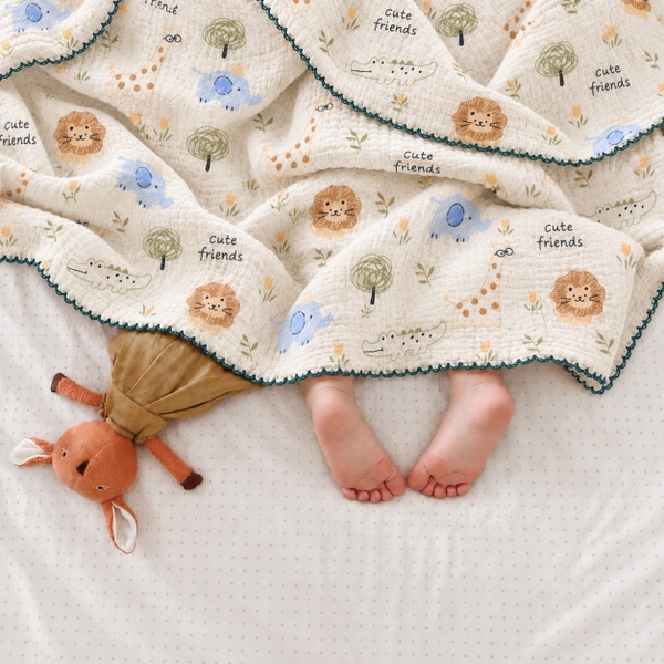 KID & BABY - Muslin Blanket in Cute Jungle Friends