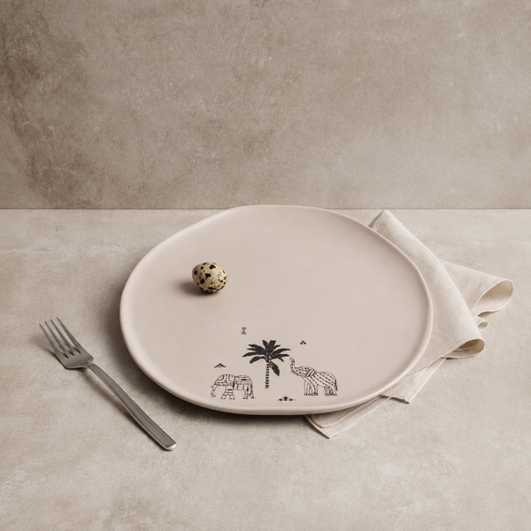 BÁT TRÀNG CERAMIC - Large Round Plate in Elephant
