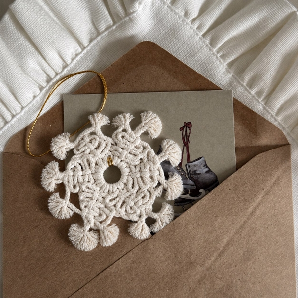 Macrame CHRISTMAS Ornament - Snowflake