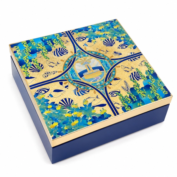 LA'ARTISAN - 'Biển Đảo / Homeland Waters' Gold Plated Lacquer Box
