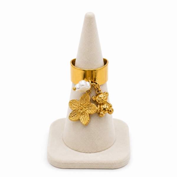 ROUGE - 18K Gold Plated Bear & Flower Charm Ring