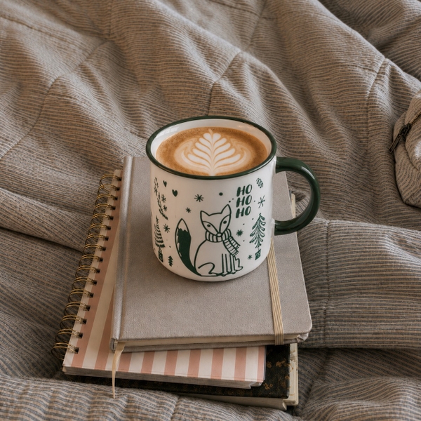 CHRISTMAS - Ceramic Short Mug in Green Winter Fox