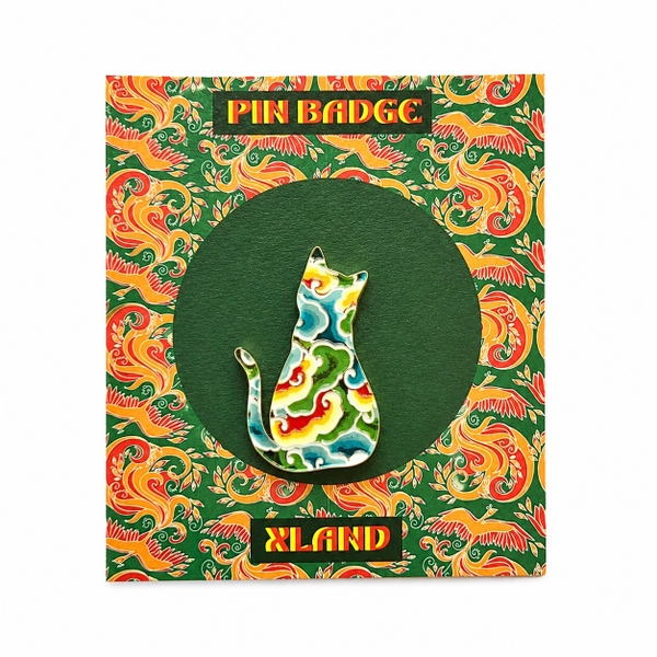 XLAND - ‘Sitting Cat in Fire Pattern’ Mini Pin