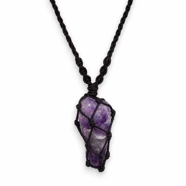 MERAKI TOWN - Macrame Necklace With Amethyst Stone
