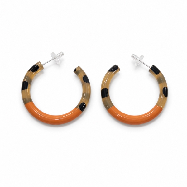 AZIET -  Buffalo Horn & Lacquer Circle Hoop Earrings in Caramel & Leopard