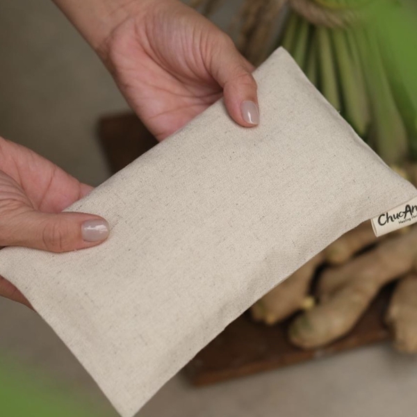 CHÚC AN - Herbal Herb Eye Pillow in Beige