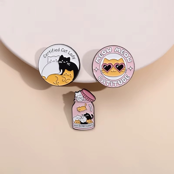 ENAMEL PIN - Meow Meow Catitude