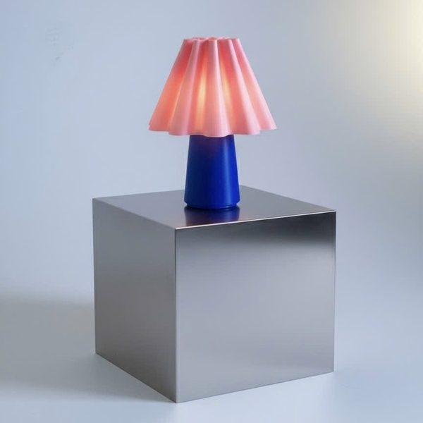 ILLU.3D Lighting – 3D Printing Tulip Lamp in Pink & Navy