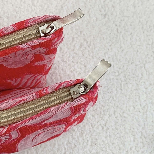 Make Up Purse - Seashell In Red
