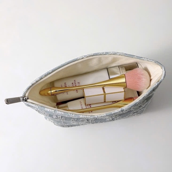 Make Up Purse - White Flower In Light Green