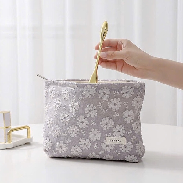Make Up Purse - White Flower In Lilac