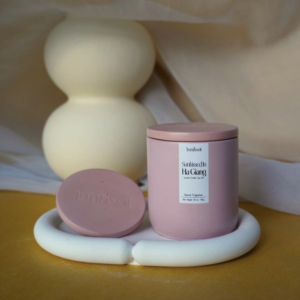 LUNASOL - 'Sunkissed in Ha Giang' Scented Candle