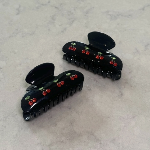 HAIR ACCESSORY - Cherry Hair Claw in Black