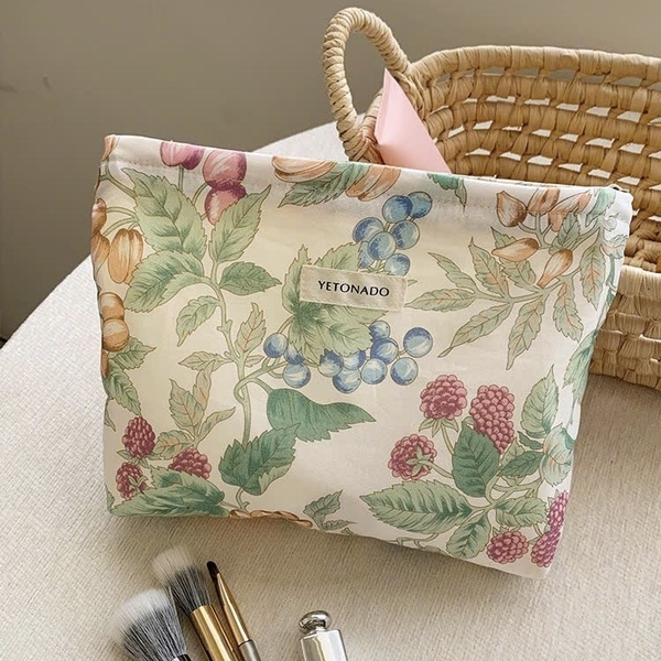 MAKE UP PURSE - Berry Havest