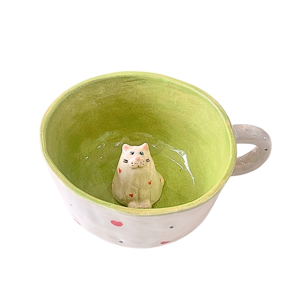 LINDO CRAFTS - Red Heart & Blue Dot Short Mug with Cat Inside