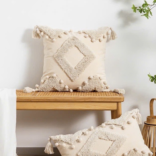 Sofa Pillow - Diamond Pattern in Beige With Tassels