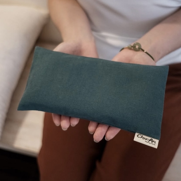 CHUC AN HEALING HERBS - Herbal Eye Pillow in Teal