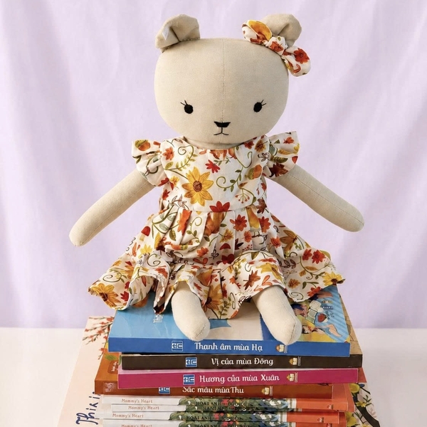 RỪNG HANDMADE - Misa Bear in White Daisy Dress