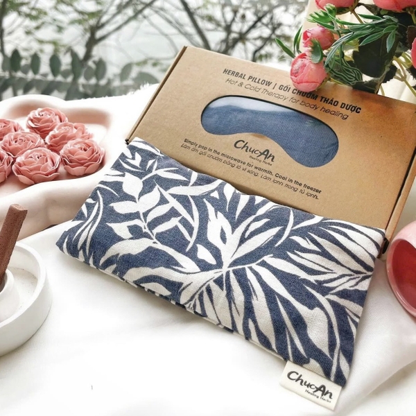 CHUC AN HEALING HERBS - Herbal Eye Pillow in Navy With White Leaf