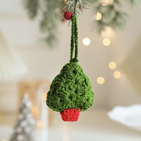 Macrame Christmas Ornament - Christmas Tree