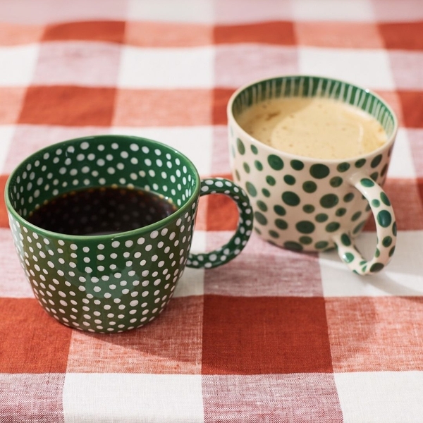 BÁT TRÀNG CERAMIC - Short Mug in Green Polka Dot