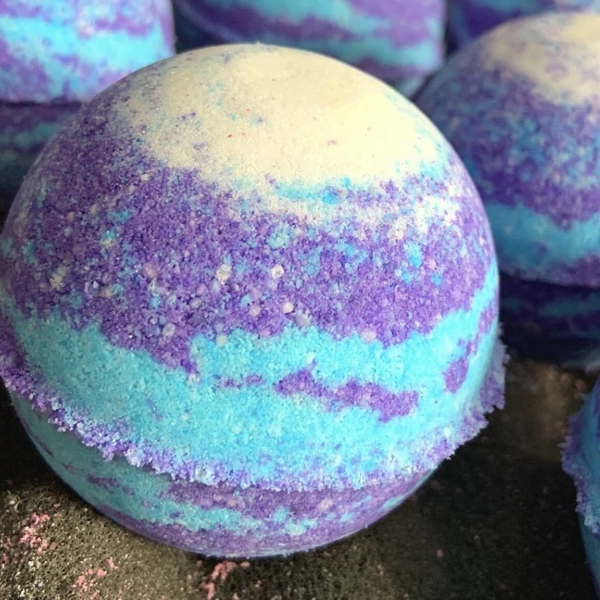 LABBI - ‘Last Dance’ Fizzy Bath Bomb