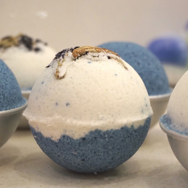 LABBI - ‘Blue Dream’ Fizzy Bath Bombs