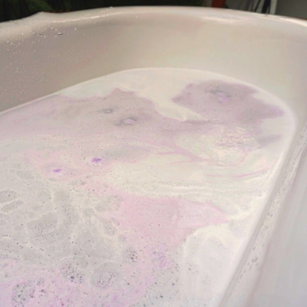 LABBI - ‘Dreamer’ Fizzy Bath Bombs