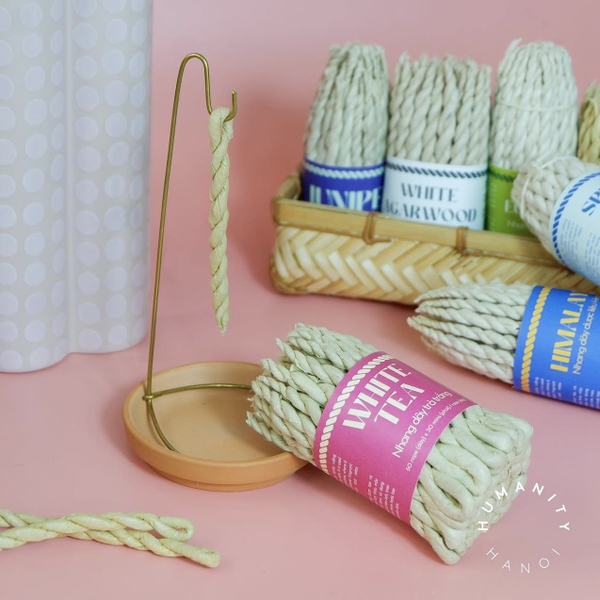 LABBI - ‘White Tea’ Rope Incense